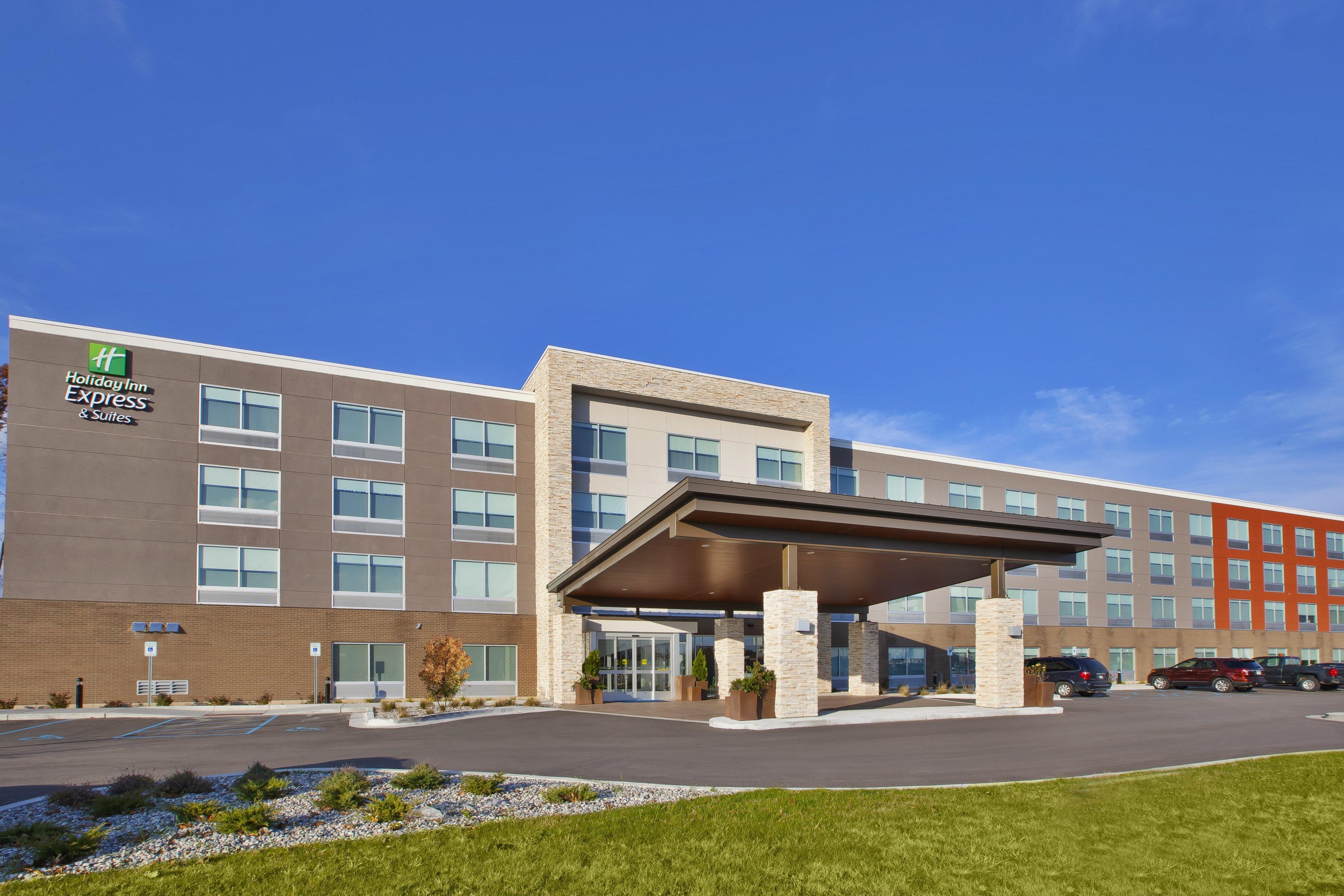 Holiday Inn Express & Suites Grand Rapids Airport North, An Ihg Hotel Экстерьер фото